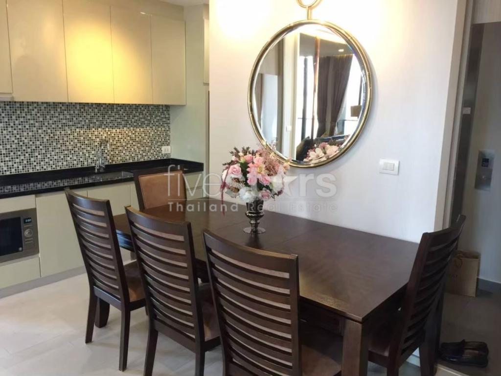 Appartement moderne de 2 chambres à louer à proximité de la station BTS Ploenchit, photo 10