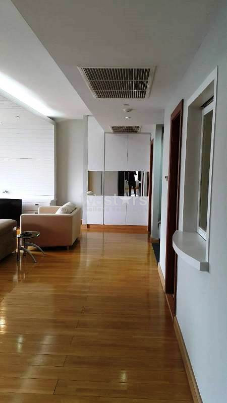 Appartement de standing avec 3 chambres quartier Ploenchit, photo 3