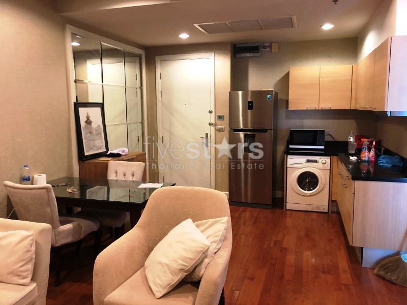 Condo 1 bedroom for rent near BTS Chidlom, photo 3