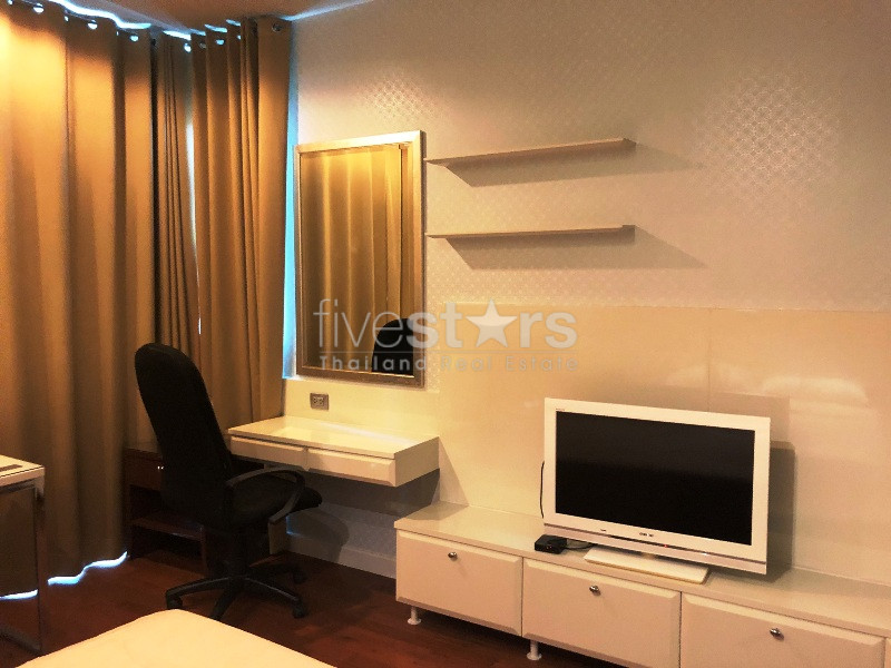 Condo 1 bedroom for rent near BTS Chidlom, photo 7