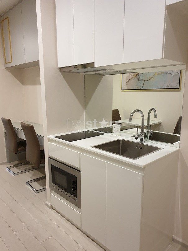 Modern condo 1 bedroom for rent near BTS Phloenchit, photo 5