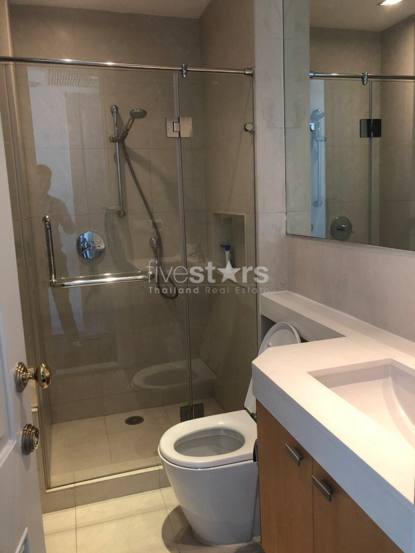 2 bedrooms condo for rent in Ploenchit, photo 9