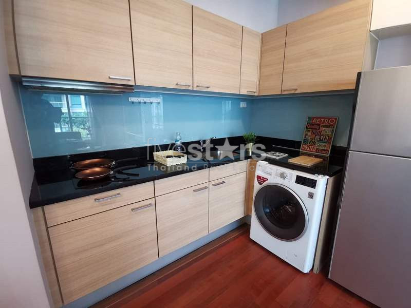 2 bedrooms condominium for rent 8 minute walk to BTS Childlom, photo 6