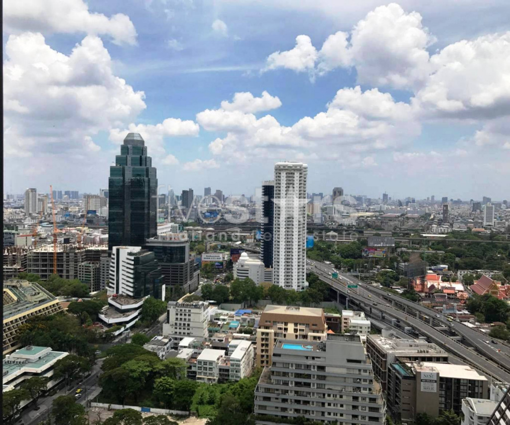Modern unit 2 bedrooms condo for rent close to BTS Ploenchit, photo 14