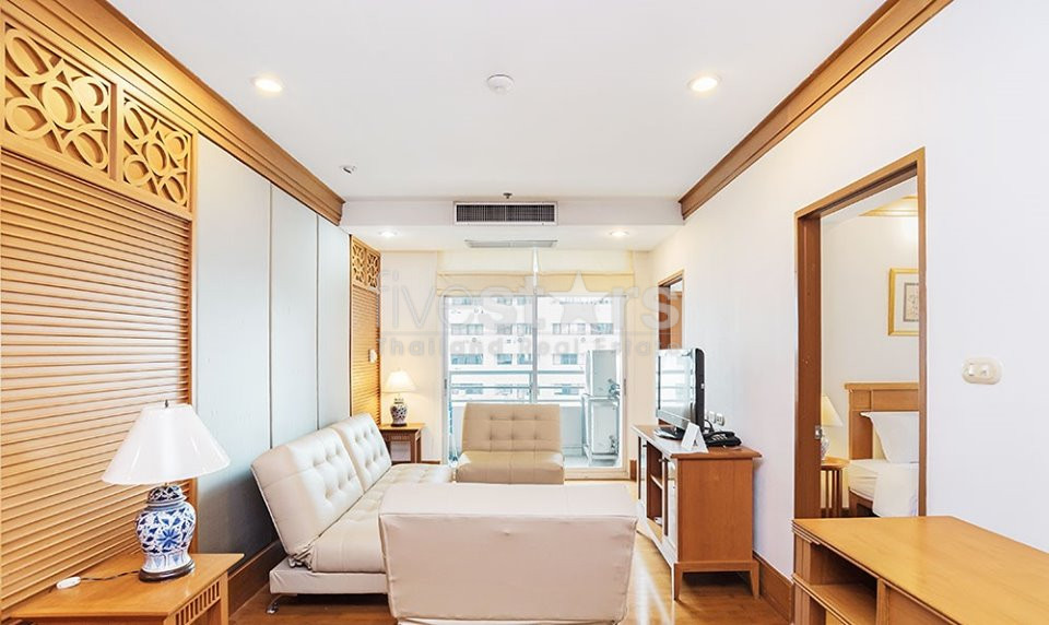 2 bedroom condo for sale on Langsuan