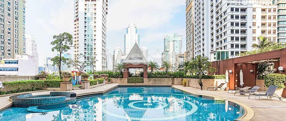 2 bedroom condo for sale on Langsuan, photo 17