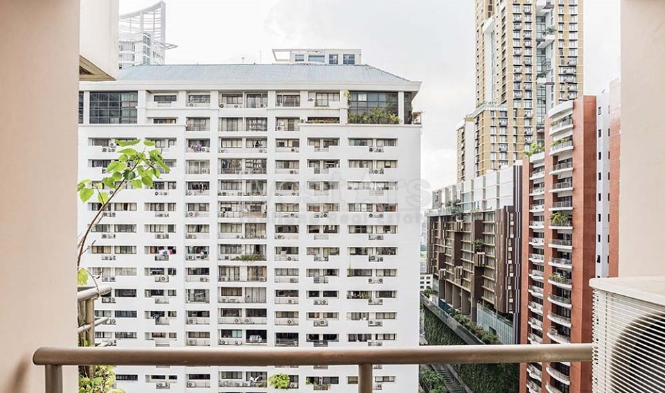 Chidlom Area, 2 bedrooms, Oriental Thai Decoration with Brand new furniture, Walking distance to BTS Chidlom, photo 18