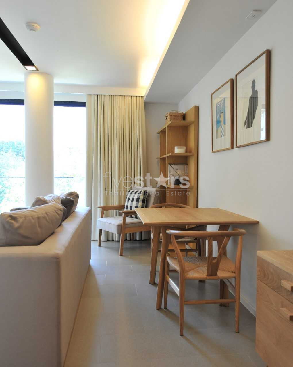 Modern 1 bedroom condo for rent near BTS Ploenchit, photo 2