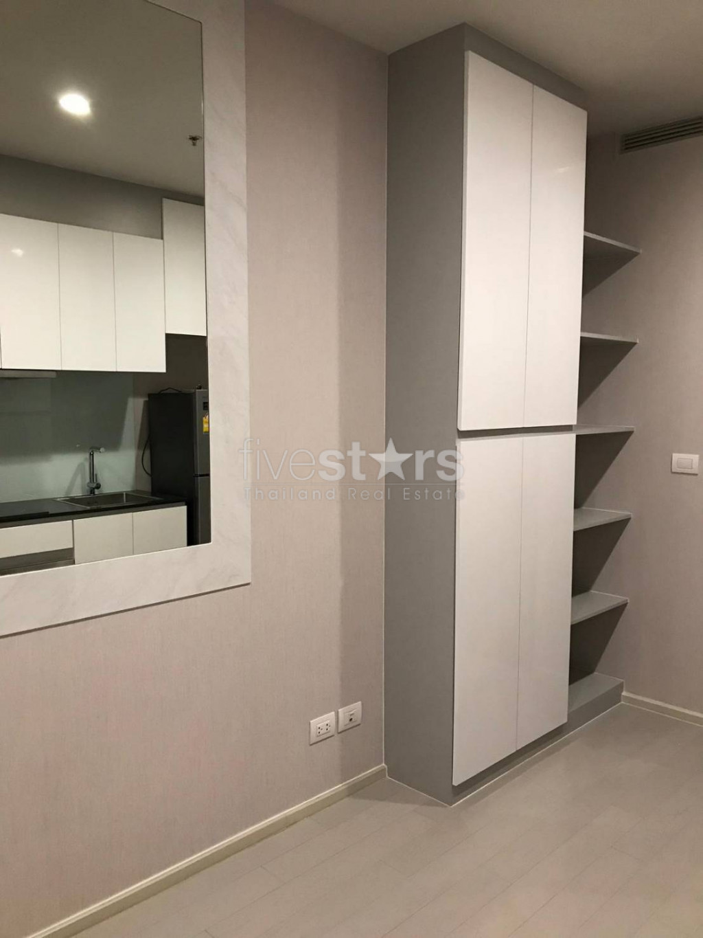 Brand new 1 bedroom condo for rent close to BTS Ploenchit, photo 7