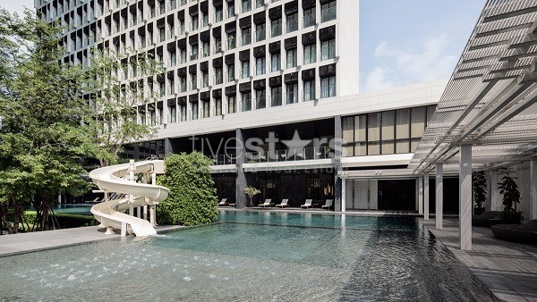 Modern 1 bedroom condo for rent close to BTS Ploenchit, photo 10