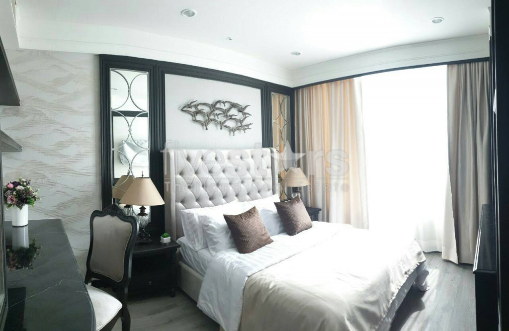 Luxury 3 bedrooms condo for rent near BTS Chidlom, photo 8