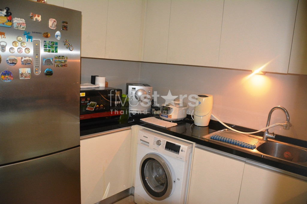 Appartement moderne de 2 chambres à 300m du BTS Ploenchit, photo 4