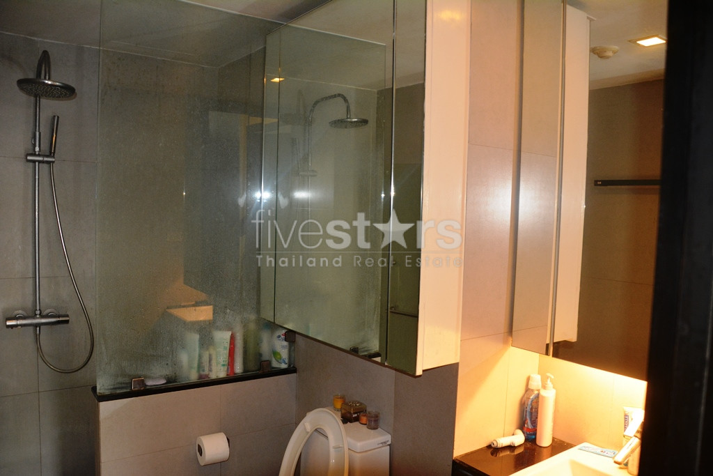 Appartement moderne de 2 chambres à 300m du BTS Ploenchit, photo 12