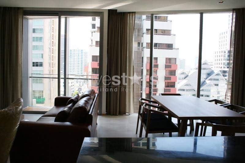 3 bedroom condo for sale in Chidlom, photo 2