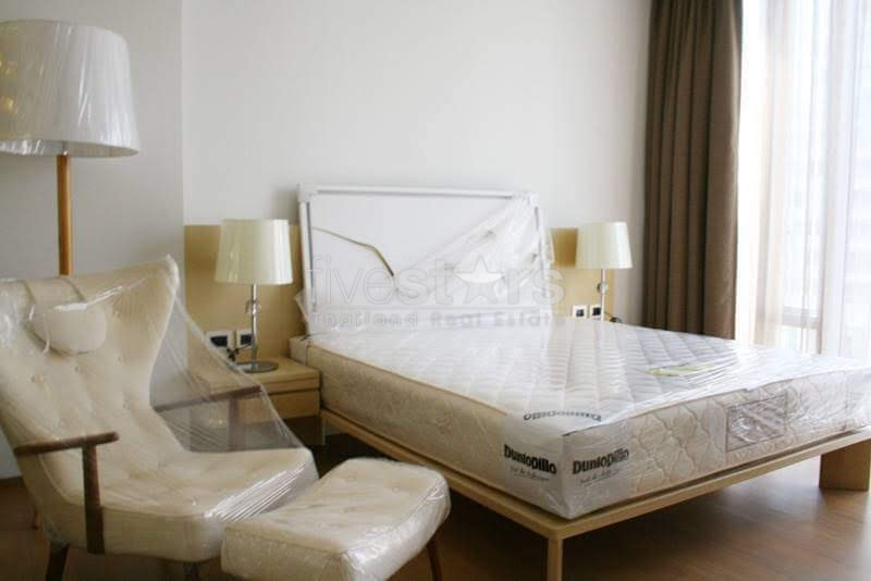 3 bedroom condo for sale in Chidlom, photo 5