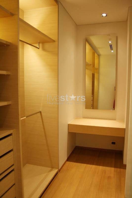 3 bedroom condo for sale in Chidlom, photo 7