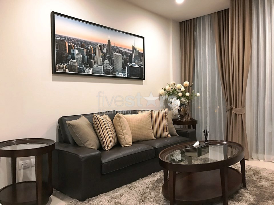 Appartement luxueux d'une chambre à louer près de la station de BTS Ploenchit