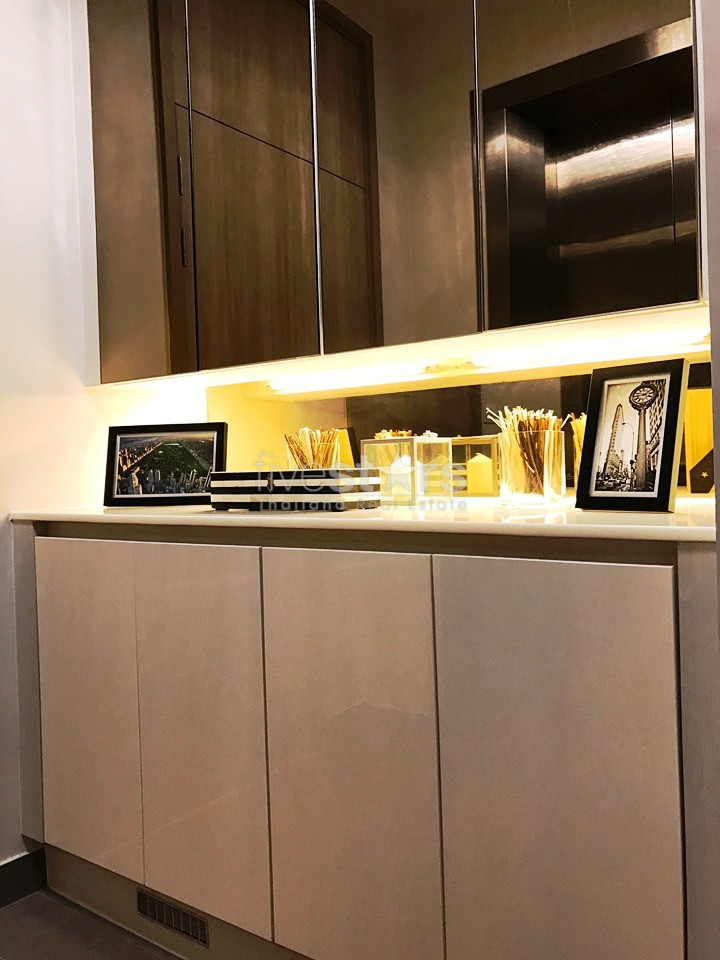 Appartement luxueux d'une chambre à louer près de la station de BTS Ploenchit, photo 5