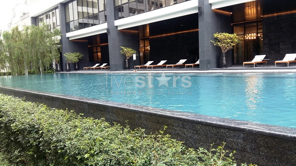 Appartement luxueux d'une chambre à louer près de la station de BTS Ploenchit, photo 15