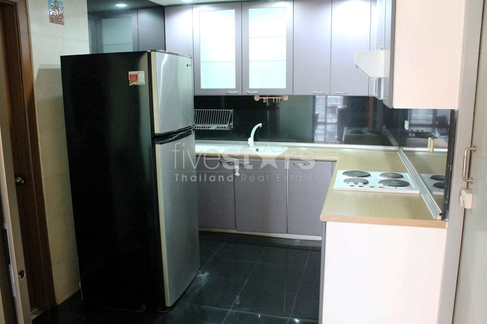 Appartement de 2 chambres proche du BTS Ploenchit, photo 4