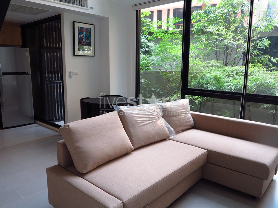 Appartement Duplex d'une chambre à vendre près du BTS Ploenchit