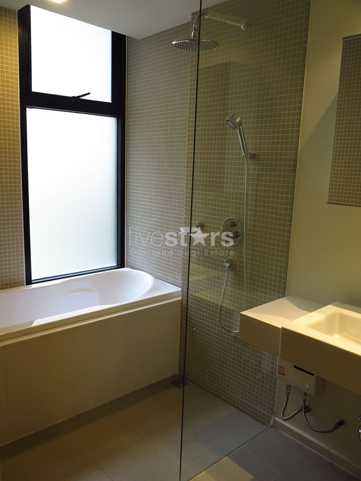 Appartement Duplex d'une chambre à vendre près du BTS Ploenchit, photo 6