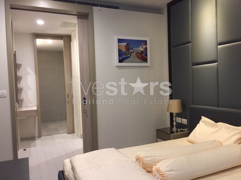 Modern 2 bedroom condo for rent close to BTS Ploenchit, photo 9