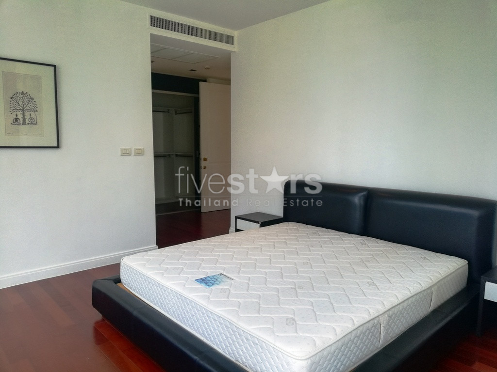 Condo 3 chambres à louer proche BTS Ploenchit, photo 8