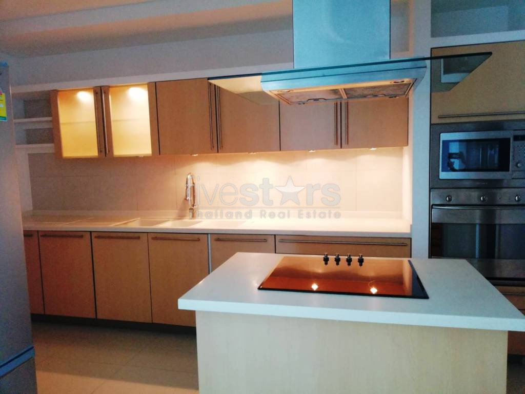 Large 3 bedrooms condo for rent near BTS Ploenchit, photo 5