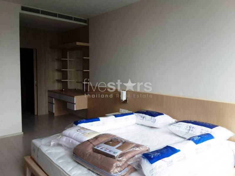 2 bedrooms condo for rent close to BTS Ploenchit, photo 15