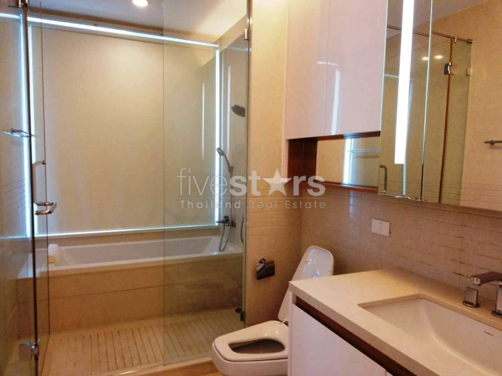 2 bedrooms condo for rent near BTS Chidlom and Lumpini park, photo 12