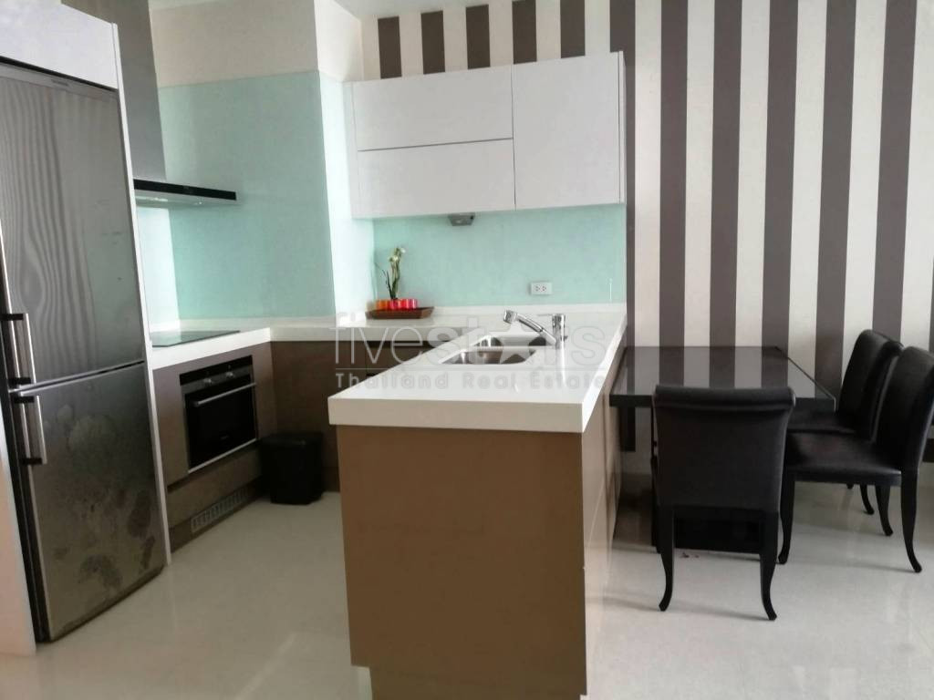 2 bedrooms condo for rent near BTS Chidlom and Lumpini park, photo 3