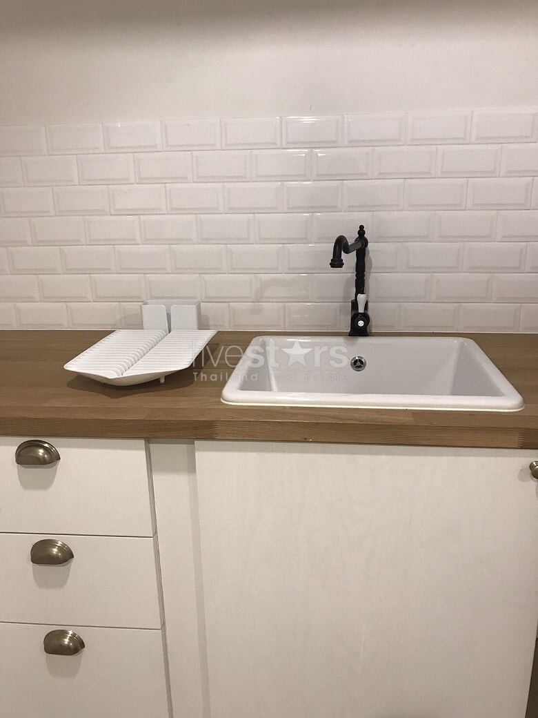 Bright and spacious 1 bedroom for rent near BTS Chidlom, photo 4