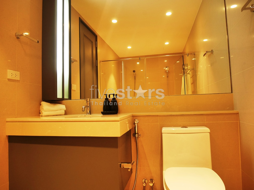 1-bedroom spacious modern condo in Lumpini area, photo 12