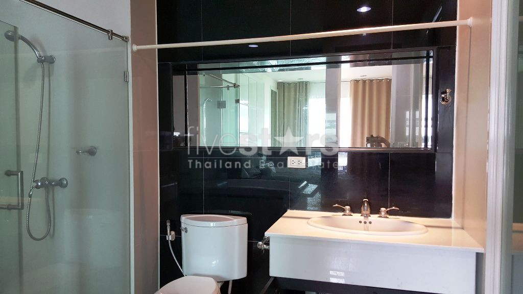 Appartement d'une chambre à louer près de la station de BTS Chidlom, photo 6