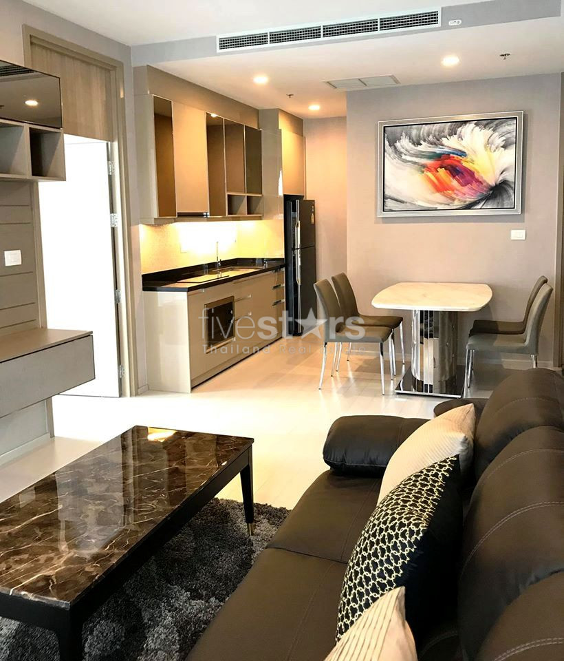 Modern 2 bedrooms condo for rent close to BTS Ploenchit, photo 3