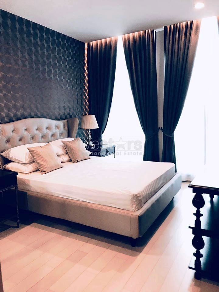 Modern 2 bedrooms condo for rent close to BTS Ploenchit, photo 5