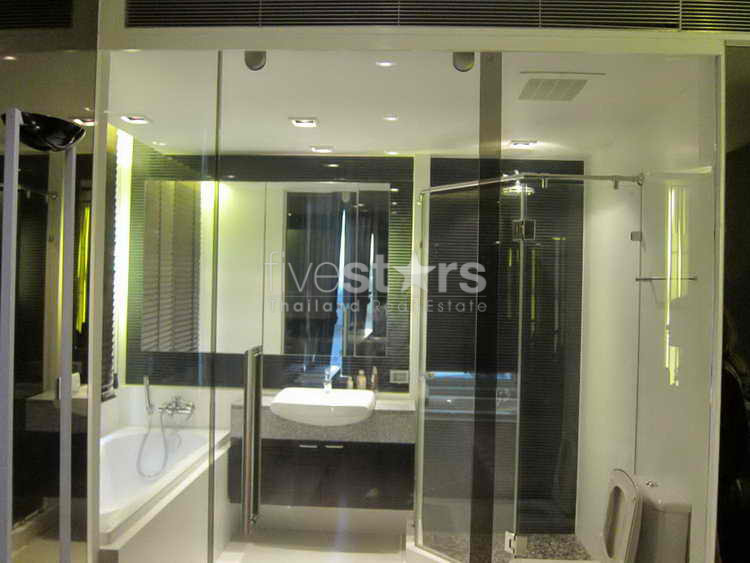 Pet friendly 2 bedroom condo for rent on Petchaburi road, photo 9