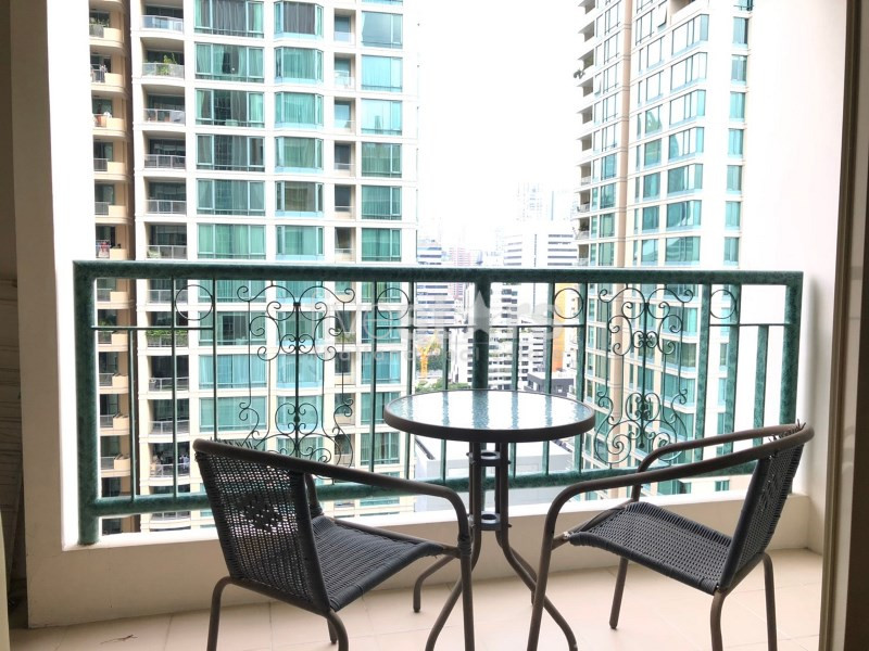 2 bedrooms condominium for rent 8 minute walk to BTS Childlom, photo 5