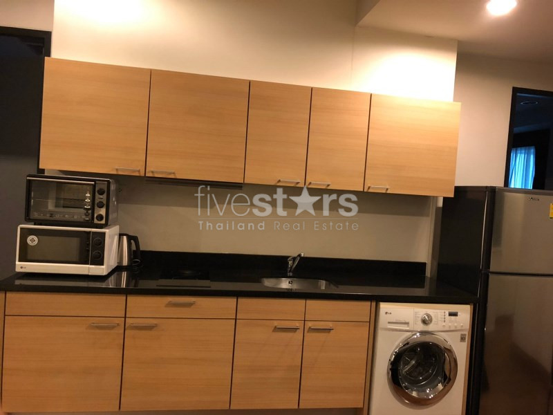 2 bedrooms condominium for rent 8 minute walk to BTS Childlom, photo 21