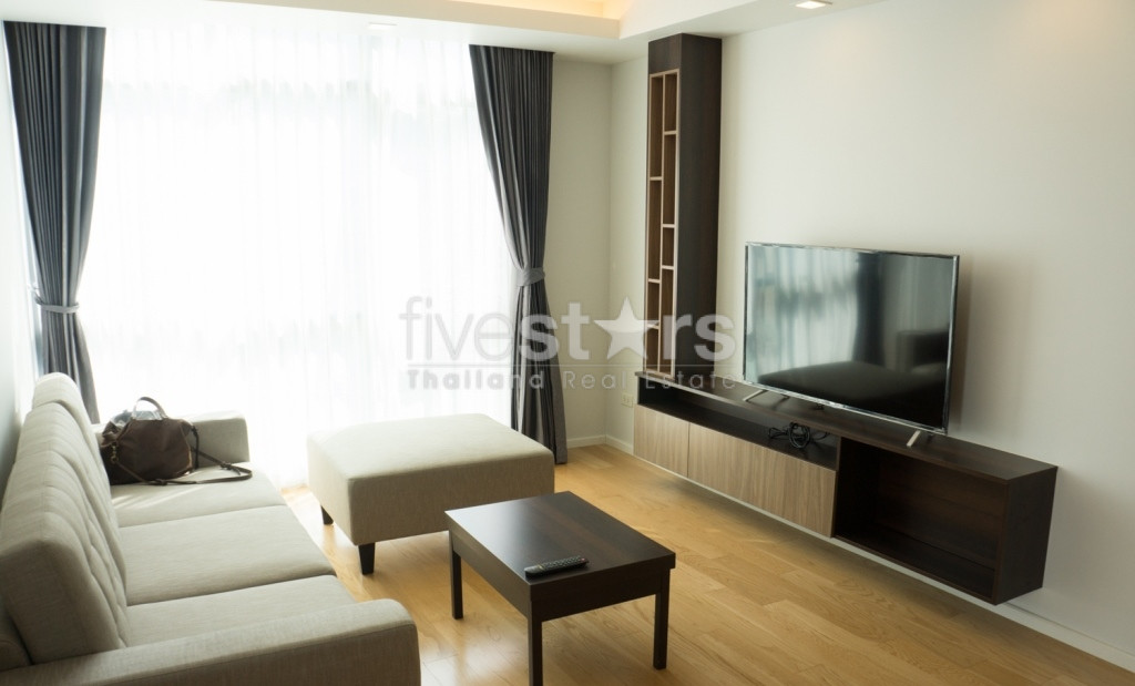 Condo de 2 chambres à louer près de la station Phloen Chit BTS, photo 2