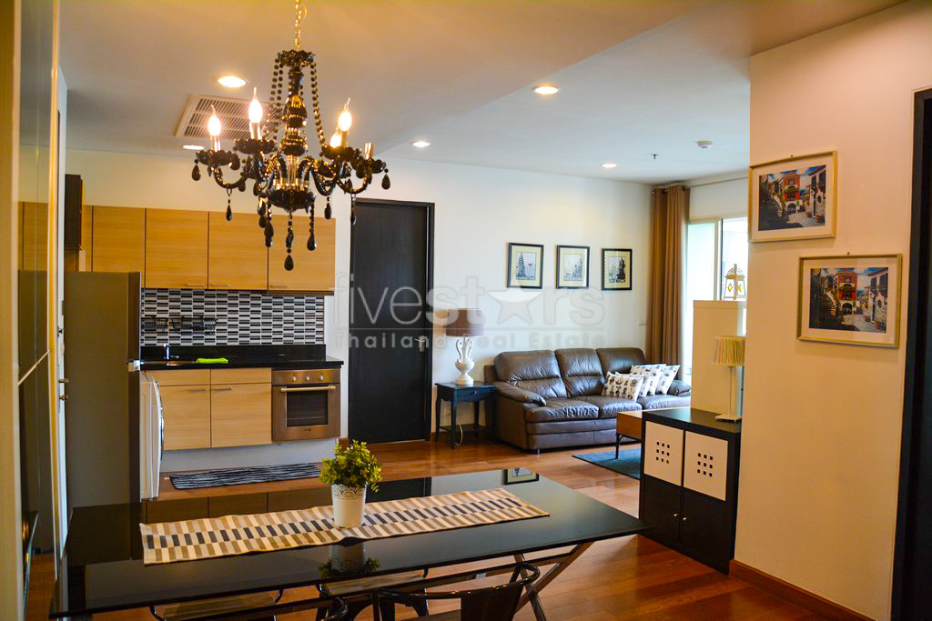 Appartement 3 chambres à seulement 600m du BTS Chidlom!