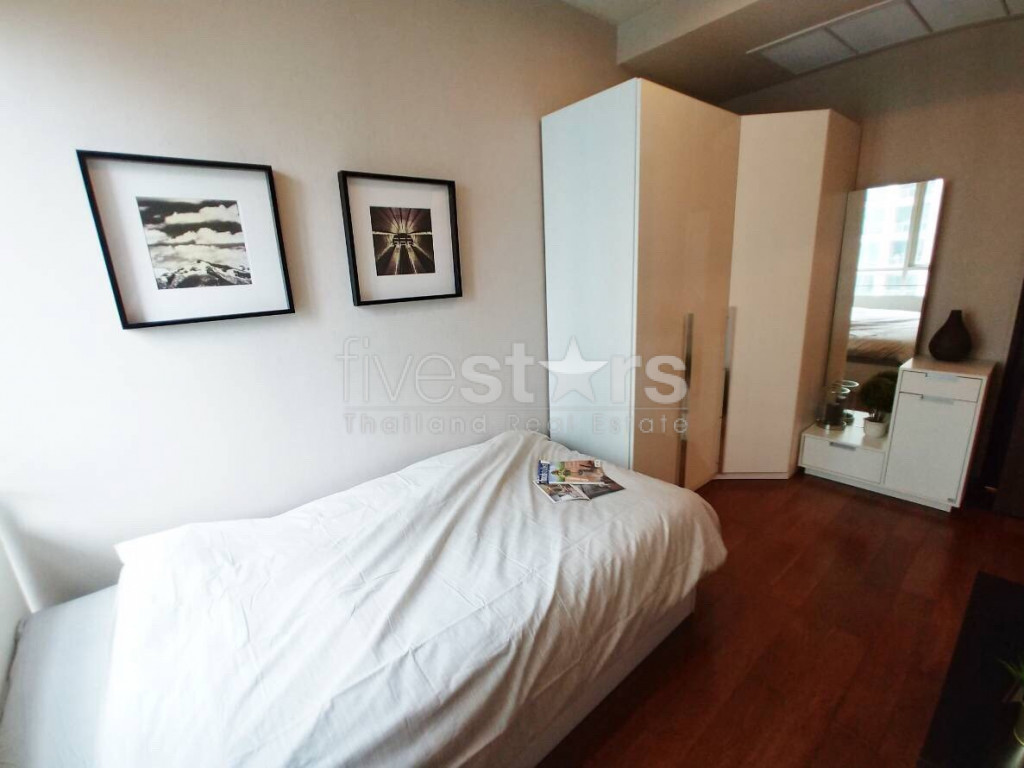 2 bedrooms condominium for rent 8 minute walk to BTS Childlom, photo 12