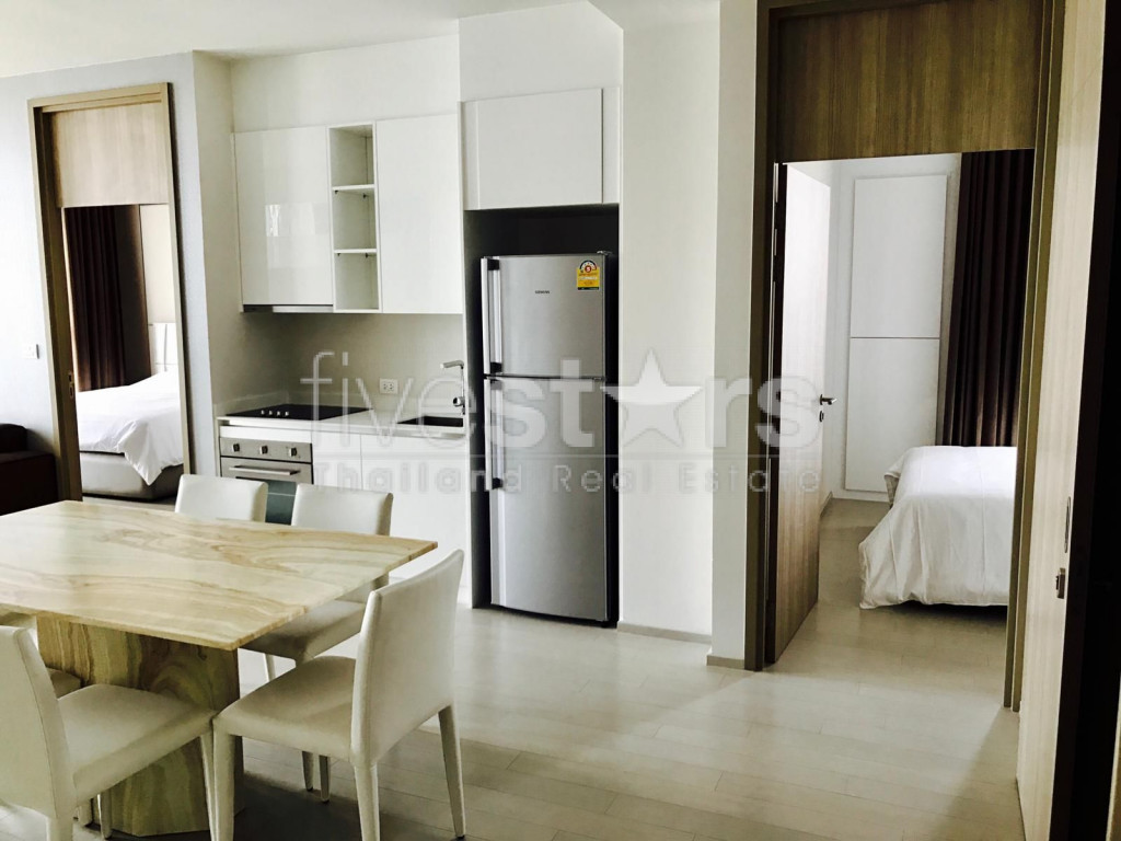 2 bedrooms condo for rent close to BTS Ploenchit, photo 4