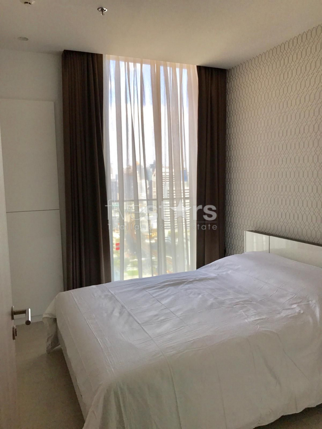 2 bedrooms condo for rent close to BTS Ploenchit, photo 7