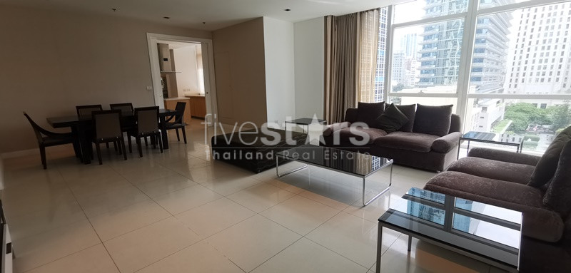 Spacious 3-bedroom condo 300m from BTS Ploenchit!, photo 5