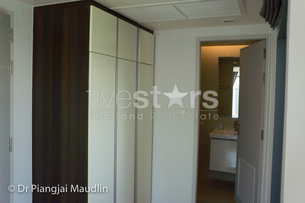 2 bedroom condo for rent close to Ploenchit BTS, photo 4