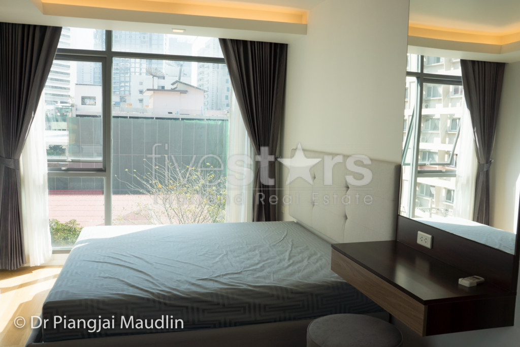 2 bedroom condo for rent close to Ploenchit BTS, photo 3