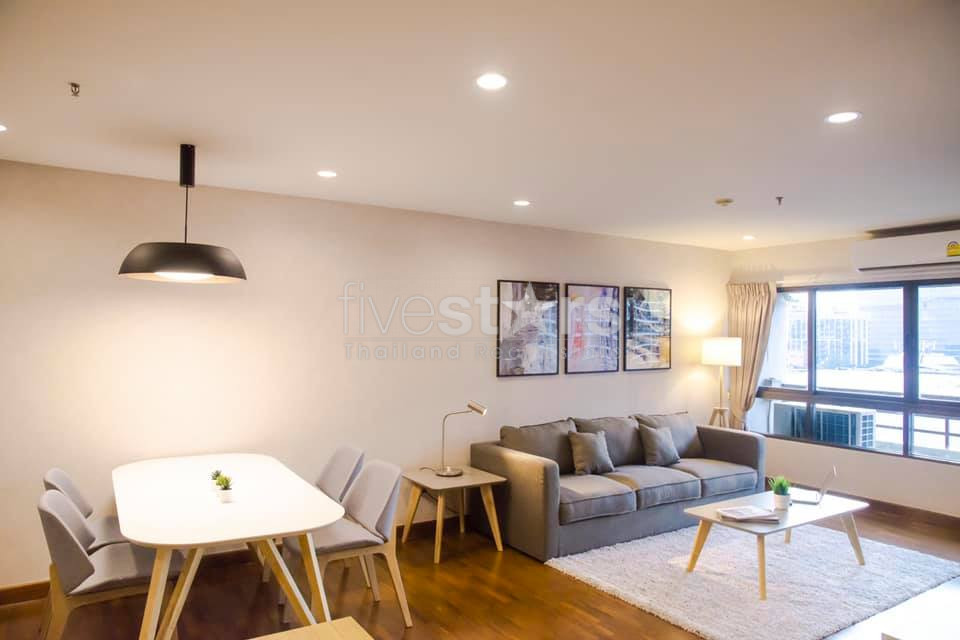 2 bedroom condo for rent close to BTS Ploenchit, photo 2
