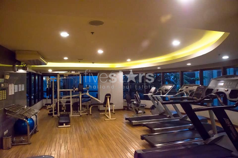 2 bedroom condo for rent close to BTS Ploenchit, photo 18